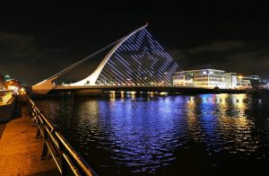 Lumières sur le pont Samuel Beckett